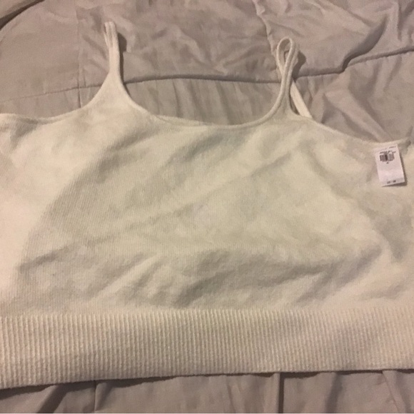 Old Navy XL white cozy cropped sweater tank top NWT - Picture 2 of 7